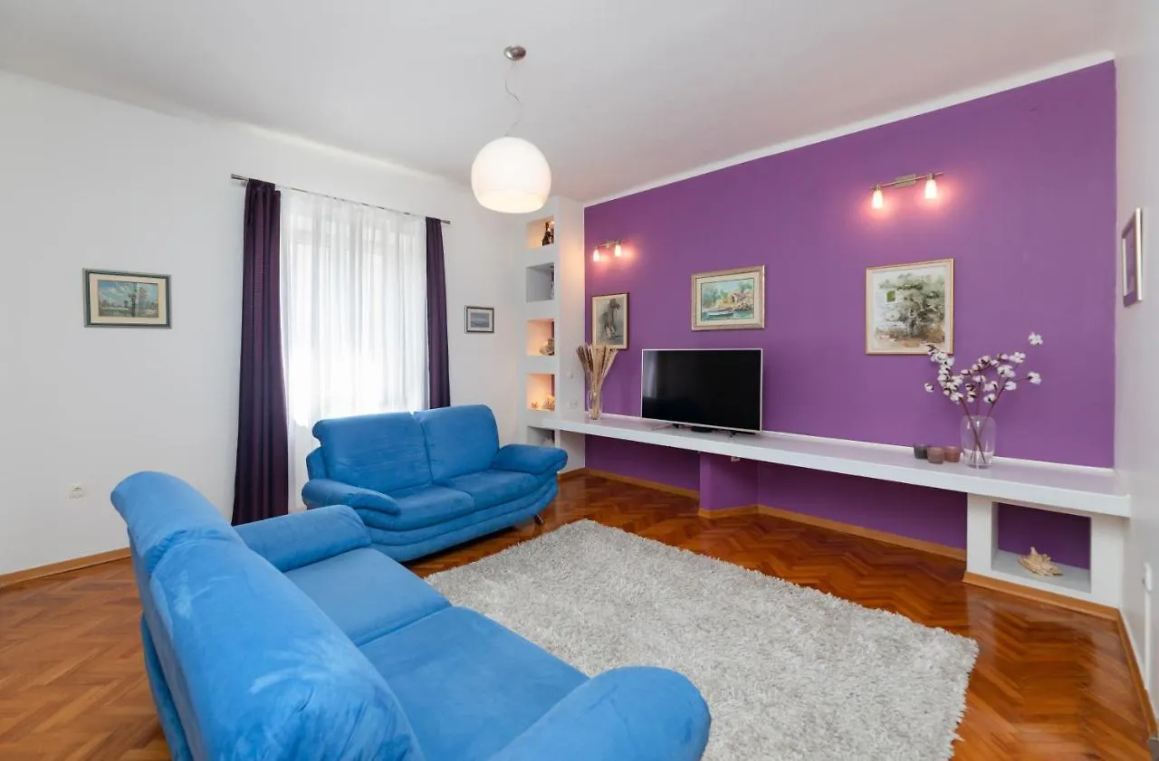Spacious Apartment In The Center-Aspalathos Split Croatia